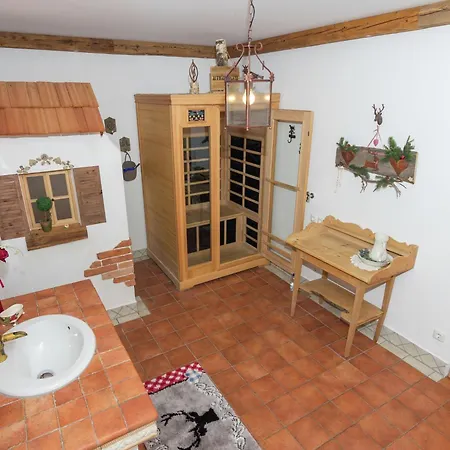 Alluring In With Whirlpool Vakantiehuis Übersee