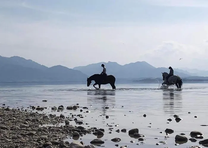 Alluring In With Whirlpool * Übersee