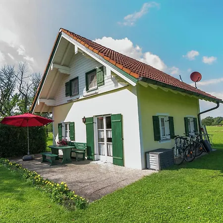 Alluring In With Whirlpool Holiday home Ubersee