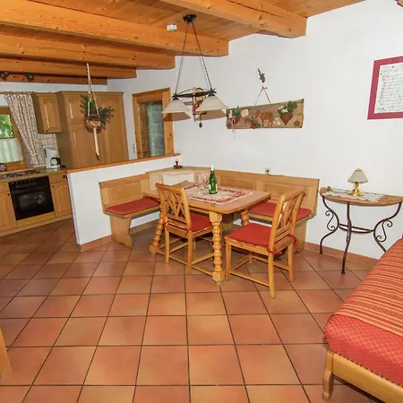 Holiday home Alluring In With Whirlpool