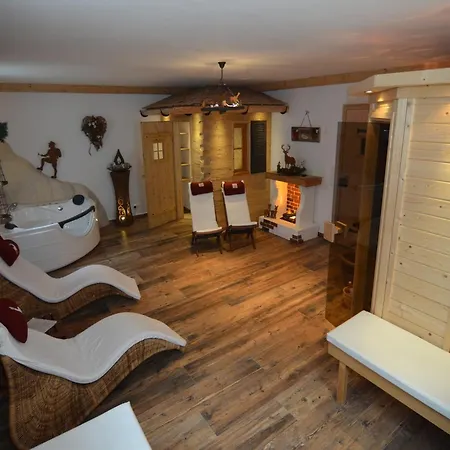 Holiday home Alluring In With Whirlpool