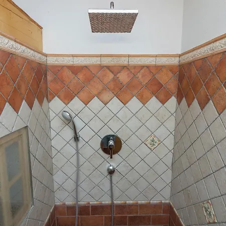 Holiday home Alluring In With Whirlpool *