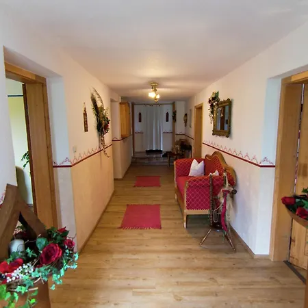 Holiday home Alluring In With Whirlpool