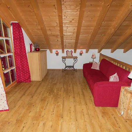 Alluring In With Whirlpool Holiday home Ubersee