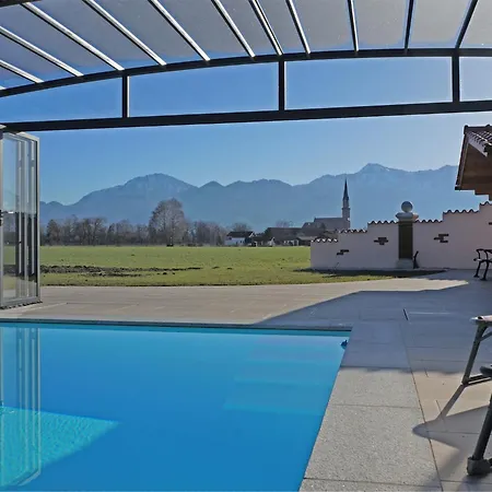 Holiday home Alluring In With Whirlpool
