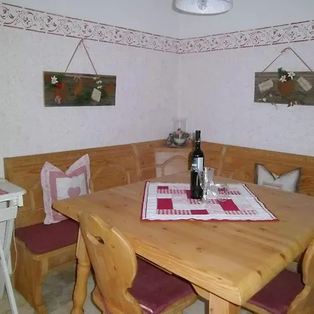 Holiday home Alluring In With Whirlpool