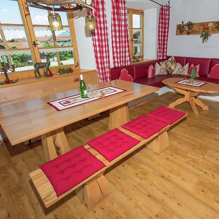 Holiday home Alluring In With Whirlpool