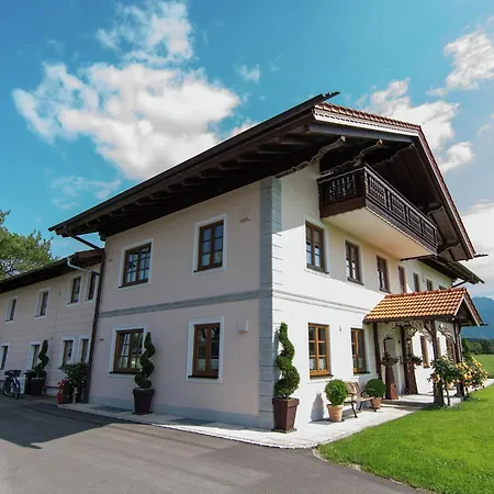 Alluring In With Whirlpool Holiday home