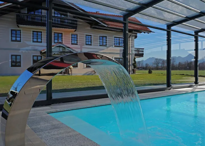 Alluring In With Whirlpool Hébergement de vacances